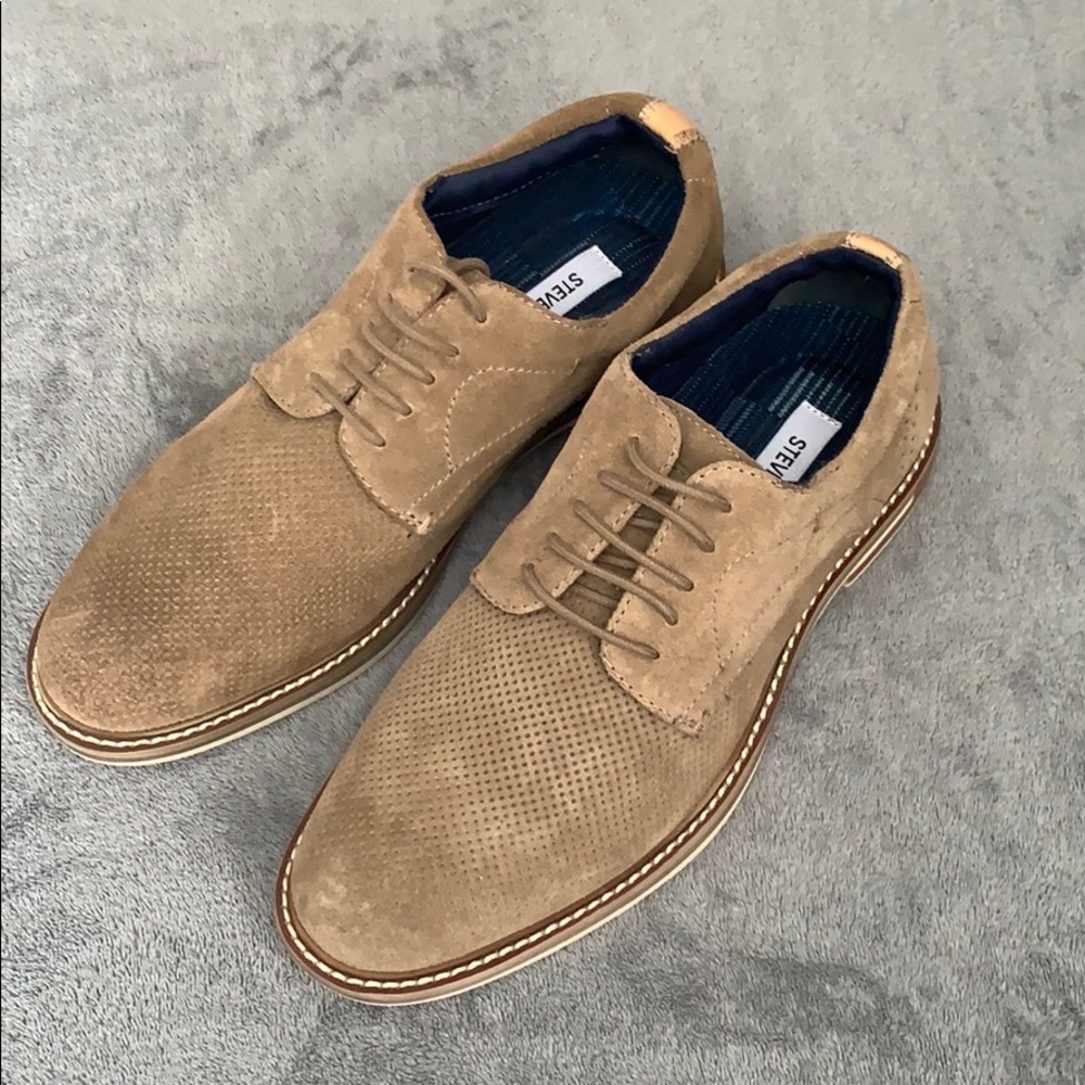 Steve Madden brown suede shoes size 7